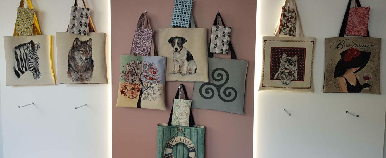 Sac Cabas et pochette assortie réalisé dans l'atelier de couture de vichy